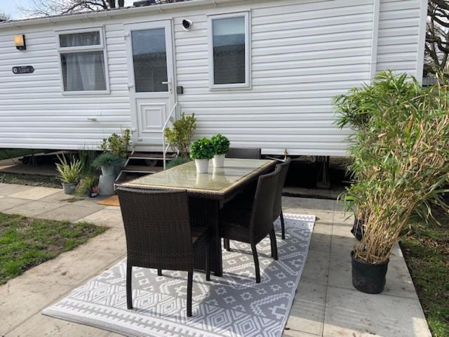 Cosy, Coastal Themed Holiday Home, Rockley Park, Poole, Dorset Exteriör bild
