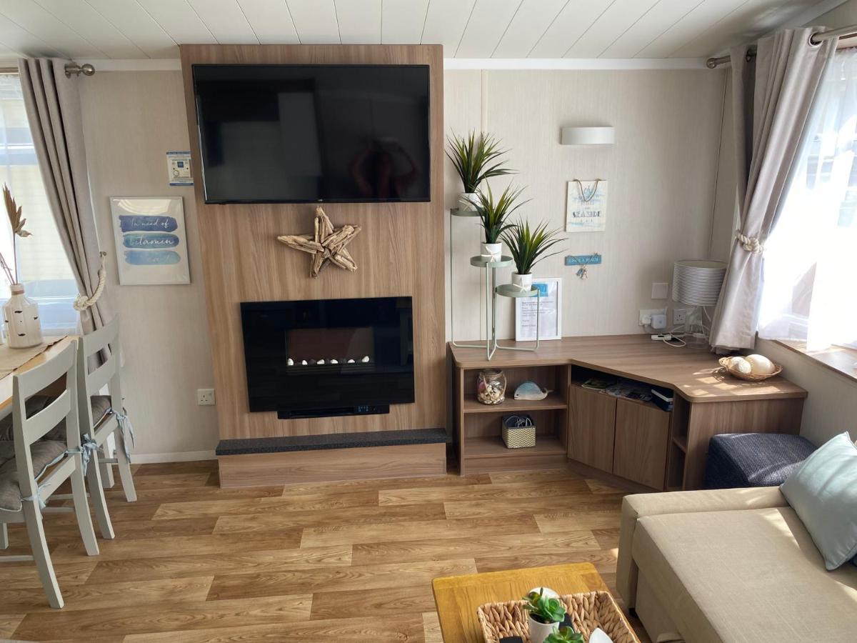 Cosy, Coastal Themed Holiday Home, Rockley Park, Poole, Dorset Exteriör bild