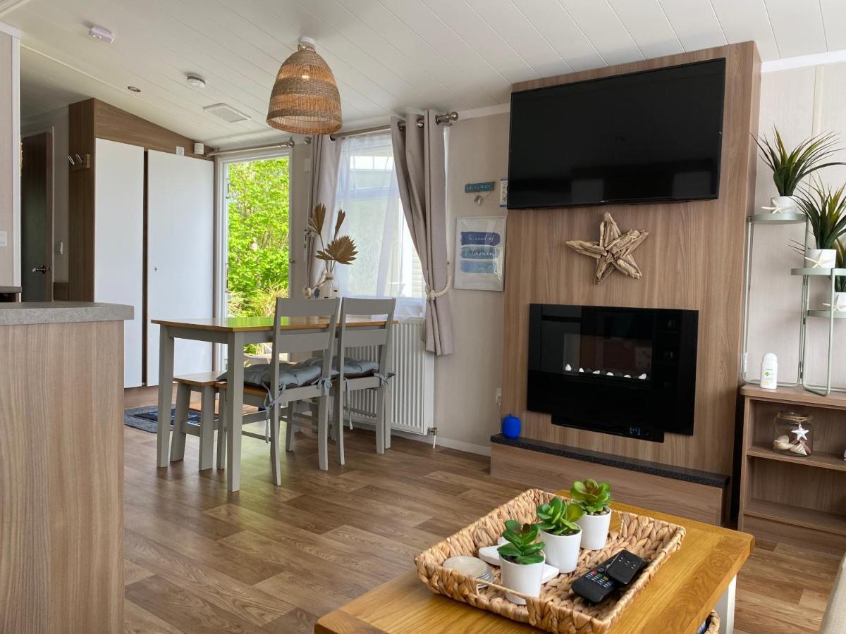 Cosy, Coastal Themed Holiday Home, Rockley Park, Poole, Dorset Exteriör bild